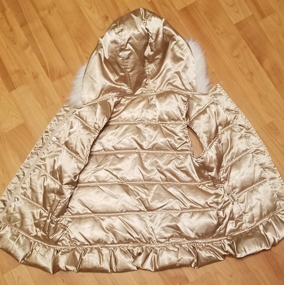 GYMBOREE | gold puffer vest - Picture 2 of 6
